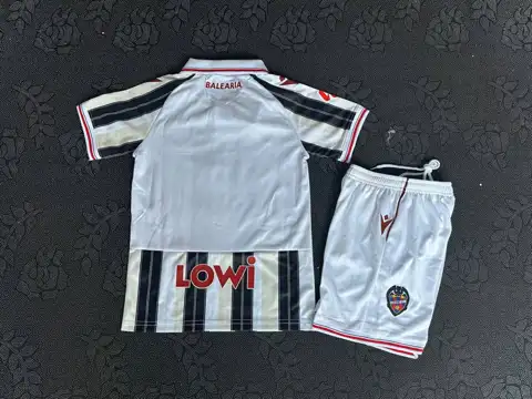 Levante away children's kit — 2026/27