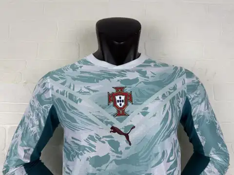 Portugal away long sleeved Player — 2026/27