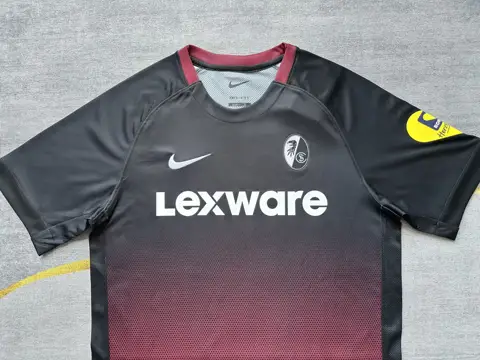 Freiburg third away — 2026/27