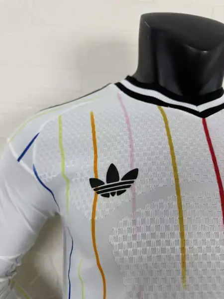 Japan away long sleeved Player version S-3 — 2026/27