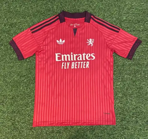 Lyon home — 2026/27