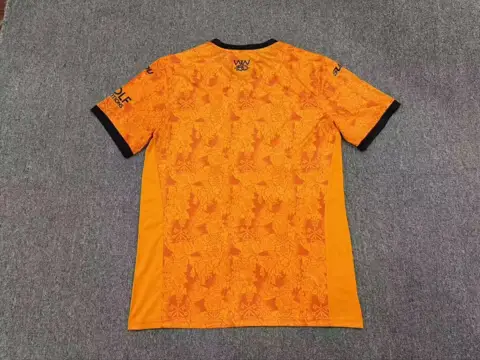 Wolverhampton Wanderers Home Kit (Sizes S — 2026/27