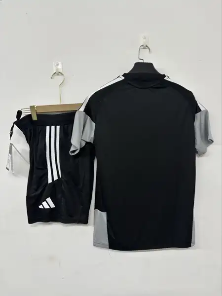 Celtic black short sleeved training suit S — 2026/27