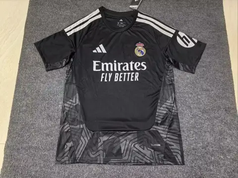 Real Madrid Black Goalkeeper — 2026/27
