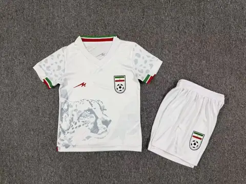 Iran home kid kits — 2026/27