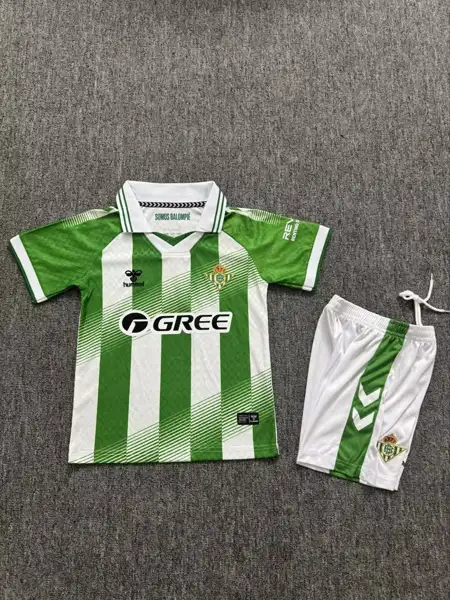 Betis home children's kit — 2026/27