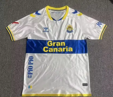 Las Palmas third away — 2026/27