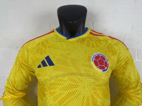 Colombia Home Long sleeve player version 2 — 2026/27