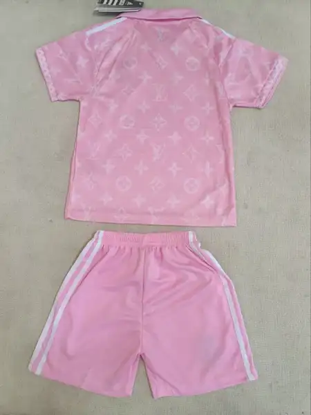 Real Madrid Special Edition Pink Kids Kit — 2026/27