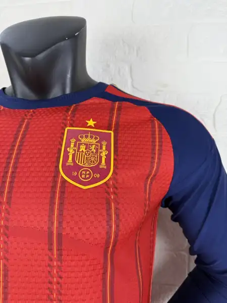 Spain home long sleeves player version S-4 — 2026/27